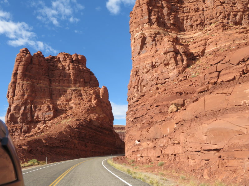 Terrific stretch of road in the Glen Canyon Recreational Area